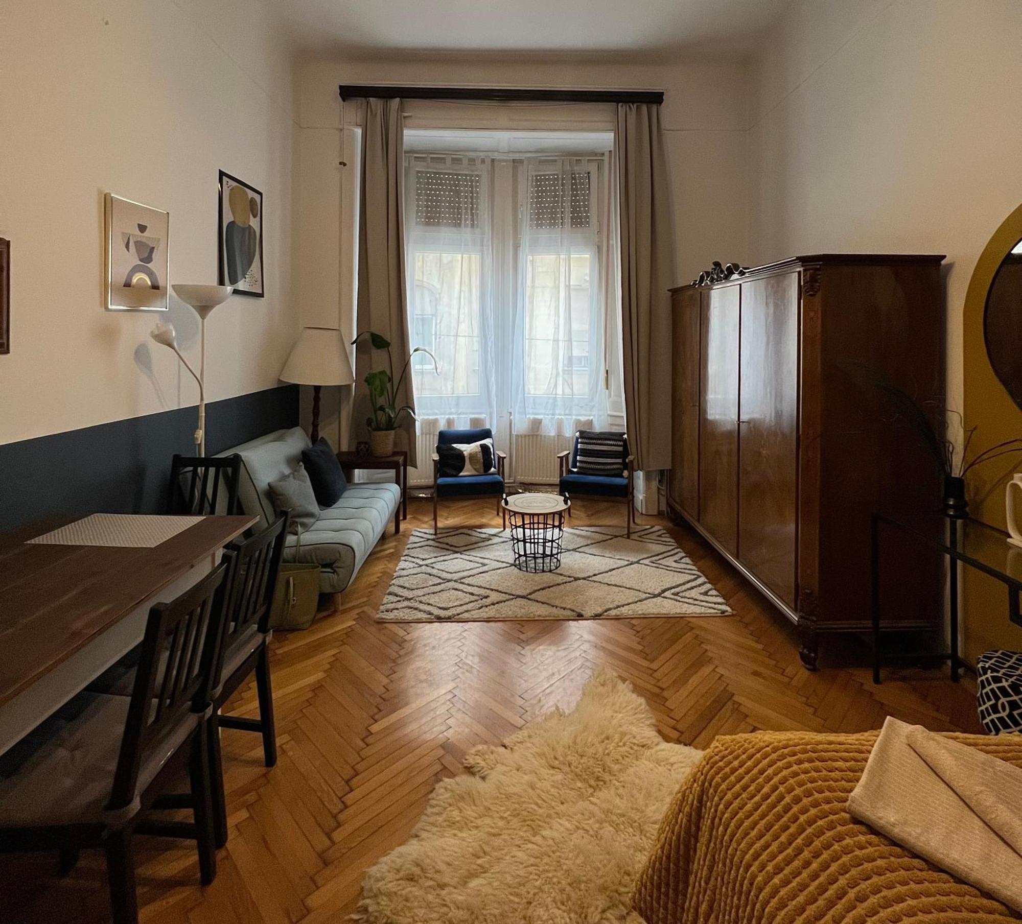 Apartment Rustic In Downtown Of *